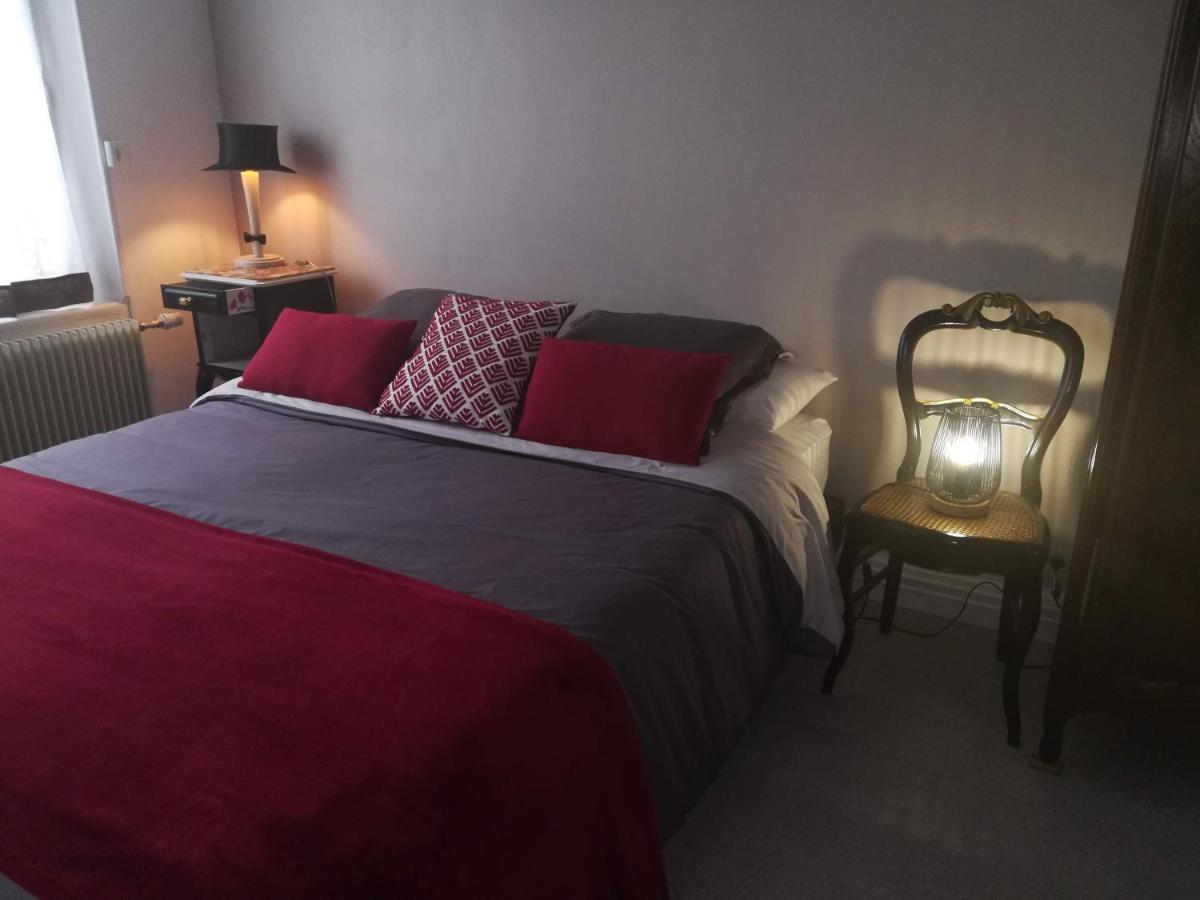 Bed and Breakfast Le Coq En Pate Romilly-sur-Seine Exterior foto