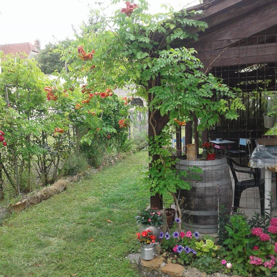 Bed and Breakfast Le Coq En Pate Romilly-sur-Seine Exterior foto
